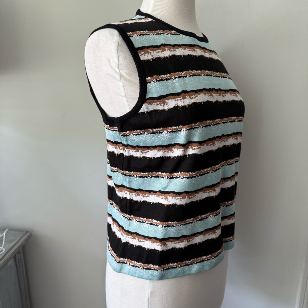 ST. John 2 Piece Knit Tank Removable Collar - Picture 8 of 16